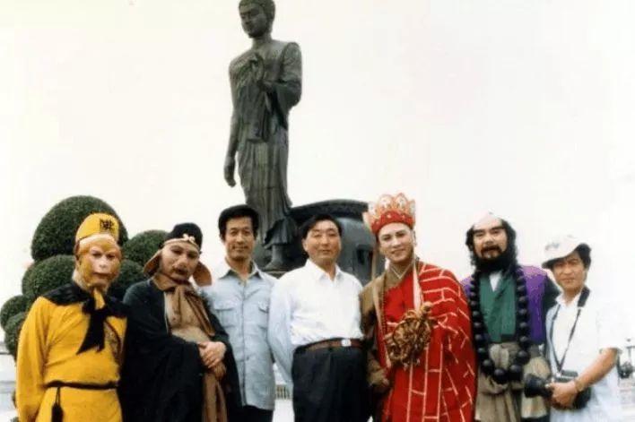 澳门一码一肖一恃一中，探索彩票背后的文化魅力与期待，澳门彩票文化魅力探索，一码一肖一恃一中的期待与揭秘