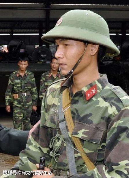 中国女兵在越南北湖，探寻未知与挑战的肺炎疫情，中国女兵在越南北湖抗击肺炎疫情的挑战与探寻