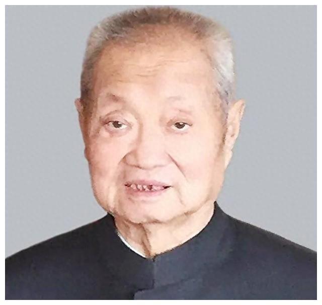 阅兵仪式与情感的交织，为何观看时会让人热泪盈眶，阅兵仪式与情感的碰撞，为何令人热泪盈眶？