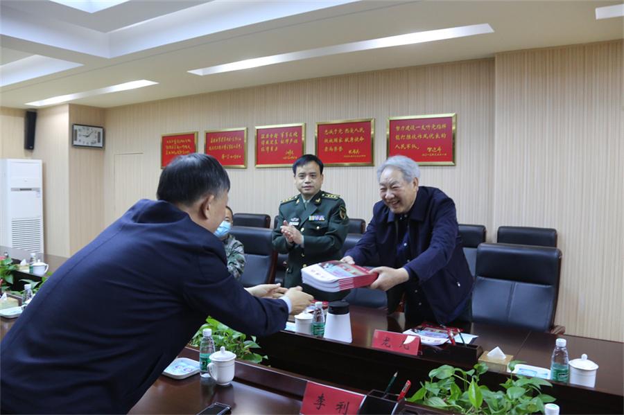 辽宁舰政委的级别解析，辽宁舰政委级别解析
