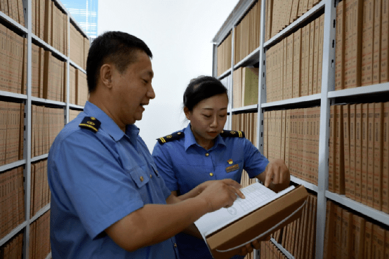 探索未来幸运之路，2025年天天开好彩资料解析，揭秘未来幸运之路，2025年天天开彩资料解析指南