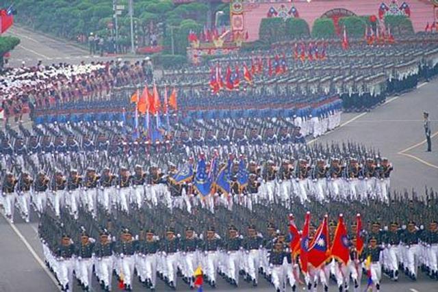 重温历史，探索1991年台湾阅兵视频的背后故事，重温历史，揭秘1991年台湾阅兵视频背后的故事