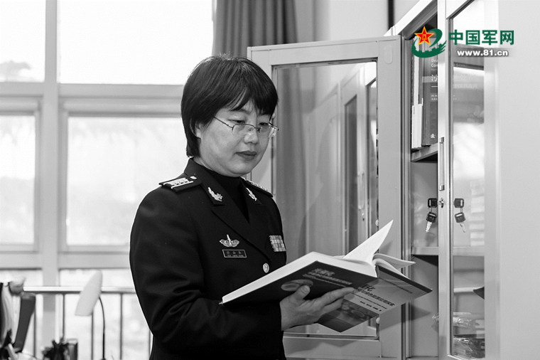 郑敏少将，勇毅笃行的军中精英，郑敏少将，军中精英之勇毅笃行典范