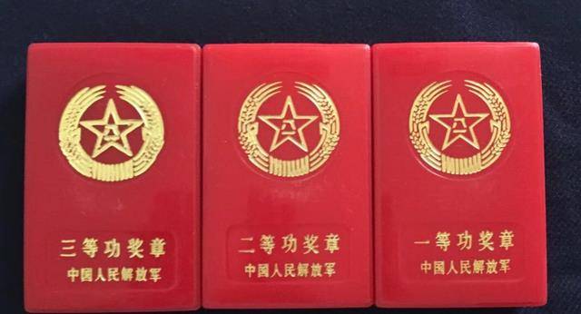 揭秘十个一等功，荣誉背后的非凡概念，揭秘十个一等功背后的荣誉与非凡故事