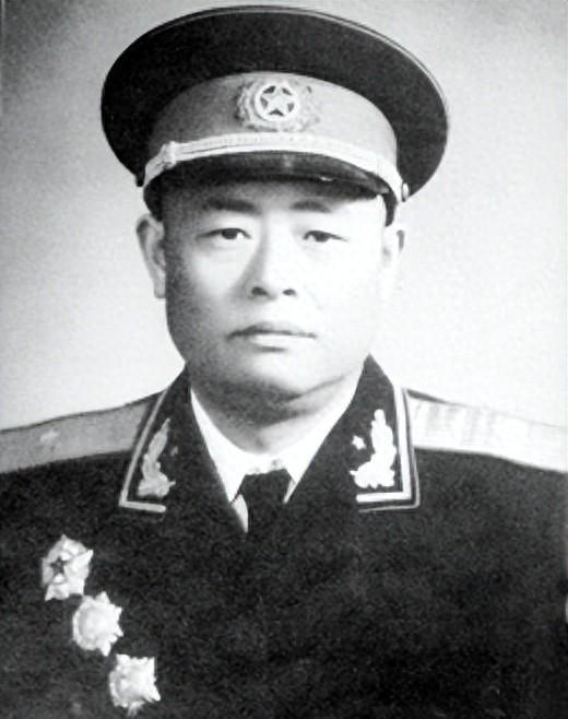揭秘，1955年授衔最年轻的将军是谁？，揭秘，最年轻的将军揭秘，他是谁？——揭秘1955年授衔的年轻将军传奇故事