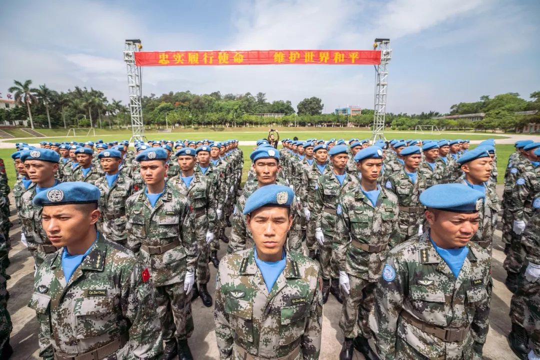 中国军人壁纸图片大全，荣耀与力量的象征，中国军人壁纸图片大全，荣耀与力量的象征之壁