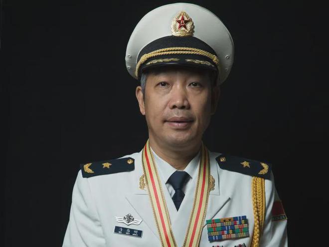 八一勋章名单大全,荣耀与传承的典范,八一勋章名单大全,荣耀传承的典范人物