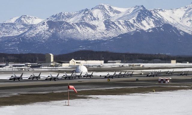日本三大空军基地，深度解析其历史、现状及未来展望，日本三大空军基地，历史沿革、现状解析与未来展望