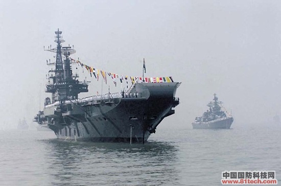 中国航空母舰，迈向蓝海的坚实力量，中国航空母舰，蓝海中的坚实力量