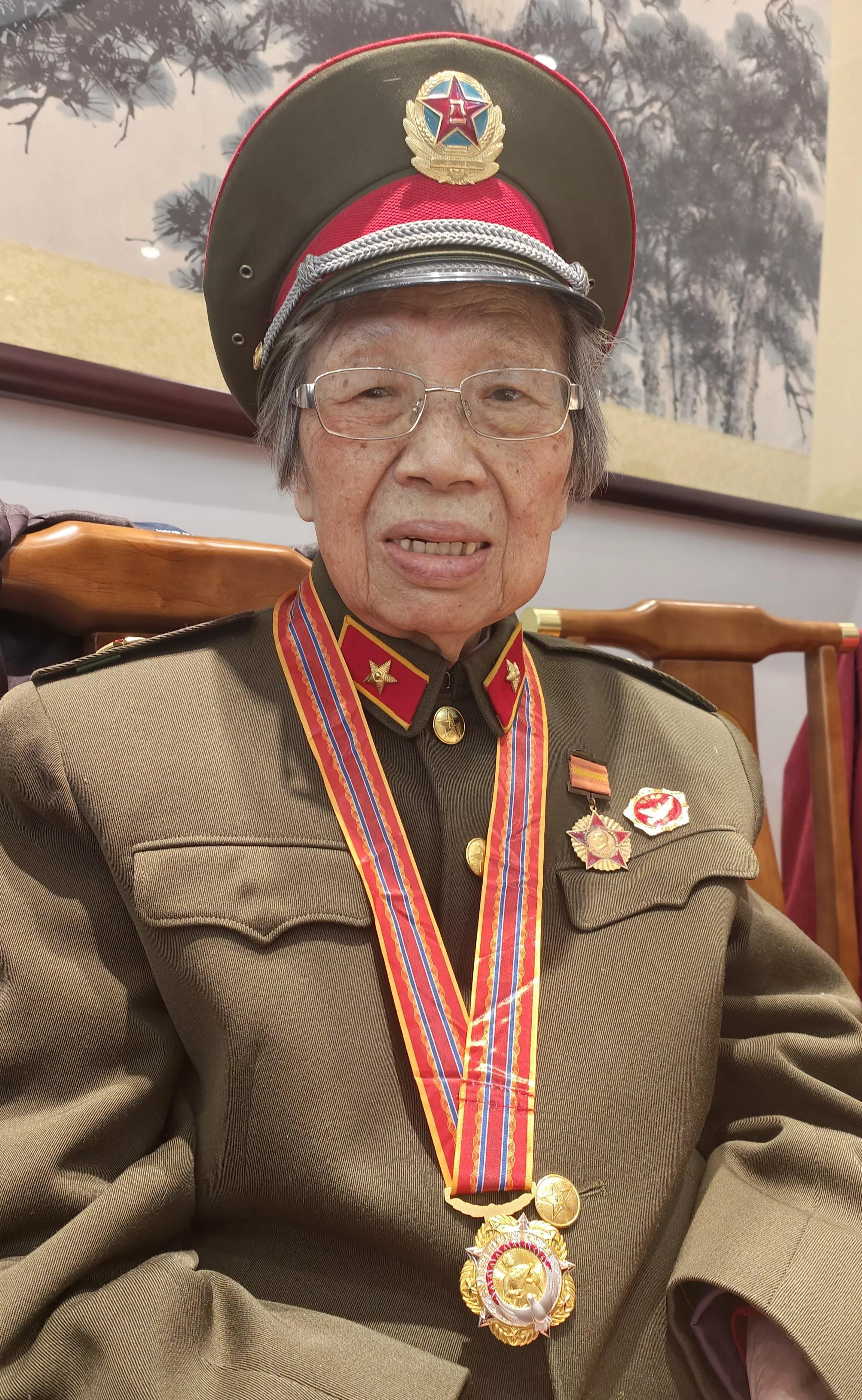 红色摇滚与中国人民志愿军战歌，一曲时代的赞歌，红色摇滚与志愿军战歌，时代的赞歌致敬中国人民志愿军
