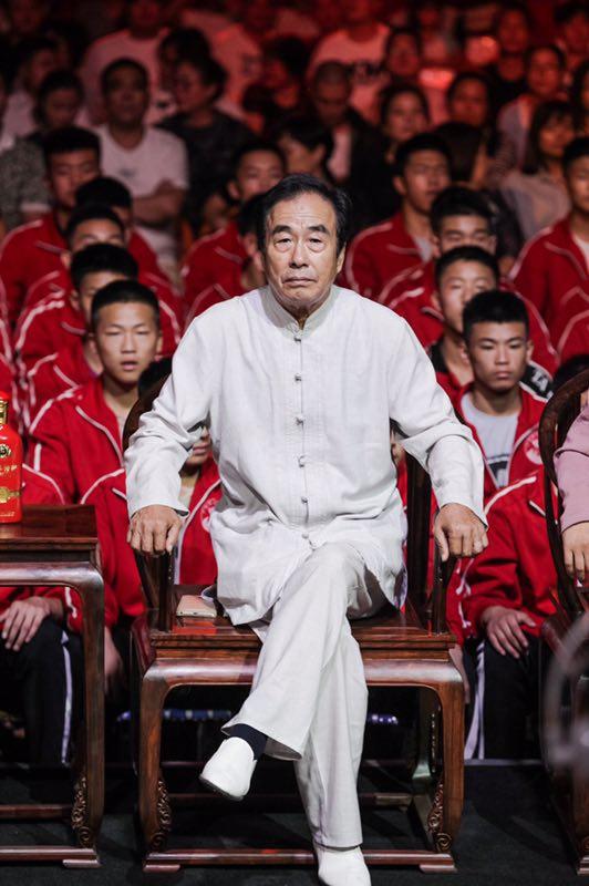 王中王四肖期期准一2019ww，预测与现实的交汇，预测与现实的交汇，王中王四肖期期准一2019ww分析