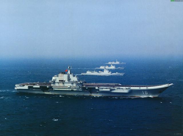辽宁舰航母编队队形，中国海军力量的新里程碑，辽宁舰航母编队队形，中国海军力量的崭新里程碑