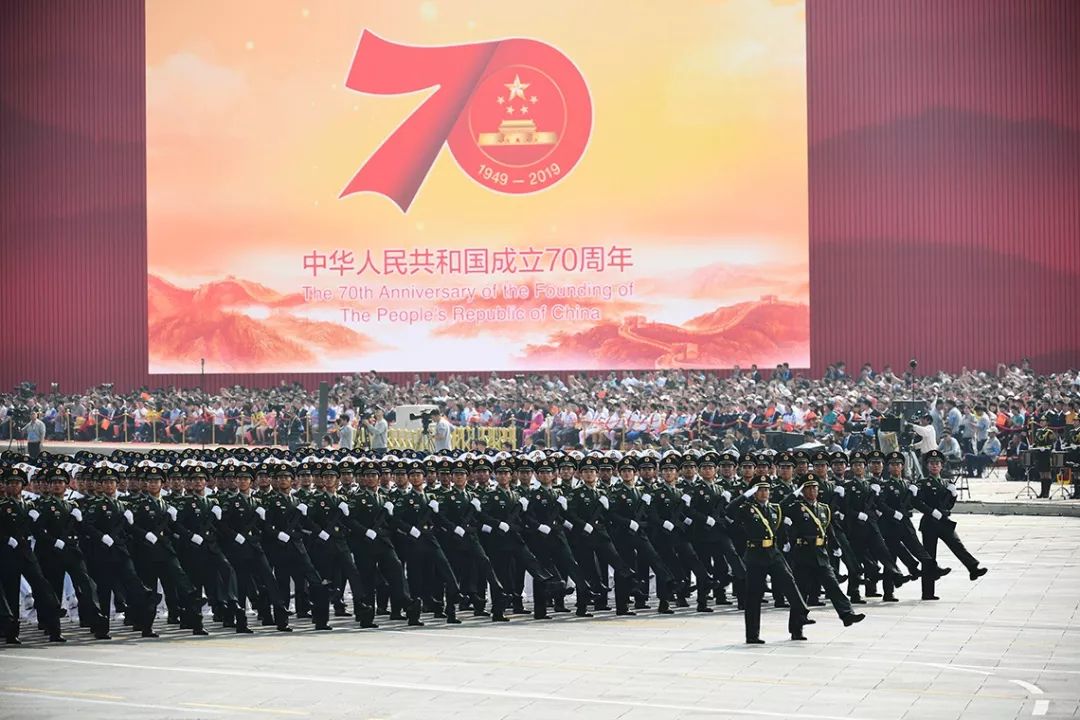 国防军事，新中国成立七十周年的辉煌历程与未来展望，新中国成立七十周年国防军事的辉煌历程与未来展望