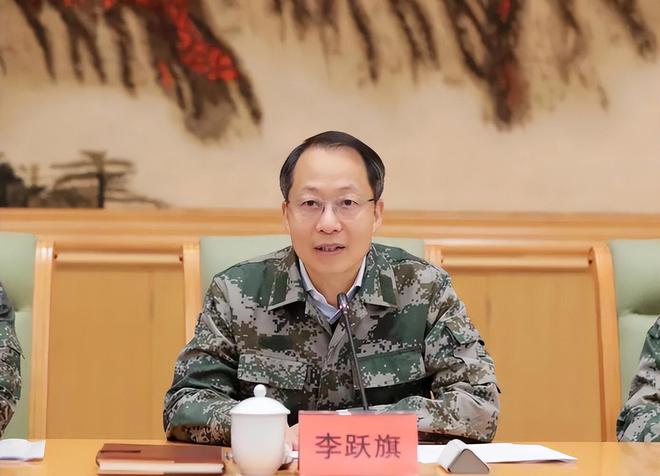 海军司令员董平，一位卓越将领的简历介绍，海军司令员董平，卓越将领的生平简介