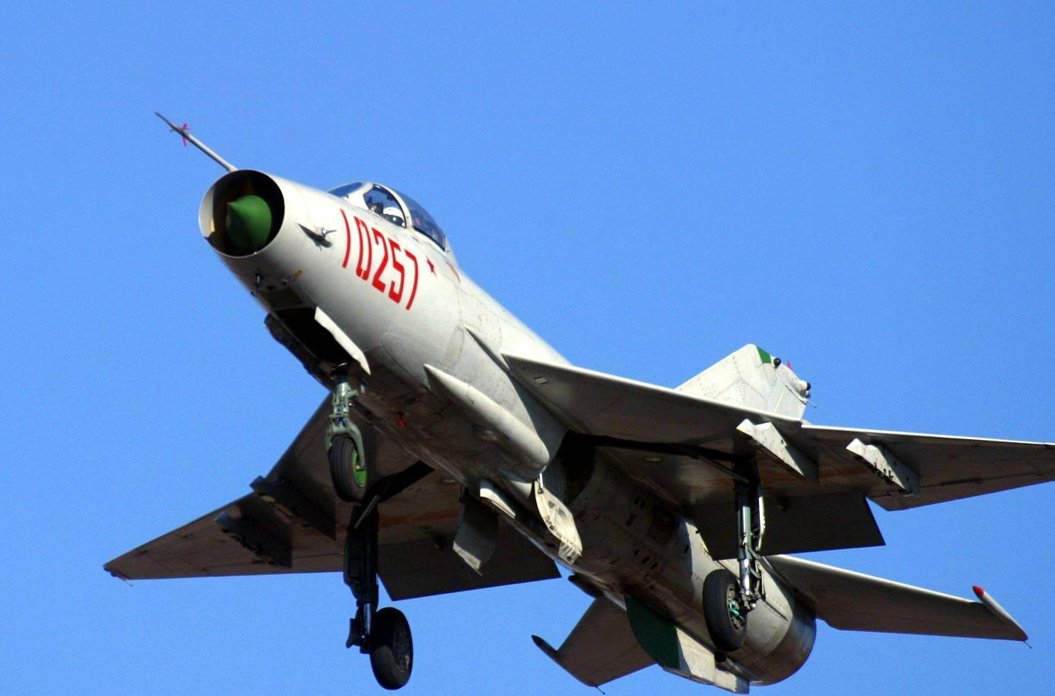 歼-10激光切割模型,探索现代军事工艺的新领域,歼-10激光切割模型,现代军事工艺的新领域探索