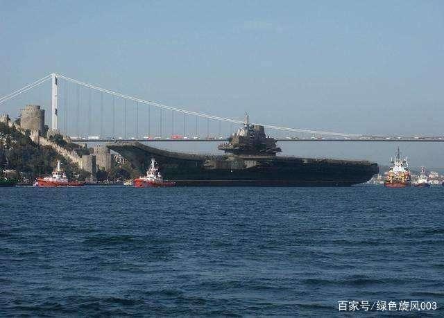 瓦良格号归国途中，一段波澜壮阔的历史见证，瓦良格号归国之旅，波澜壮阔的历史见证