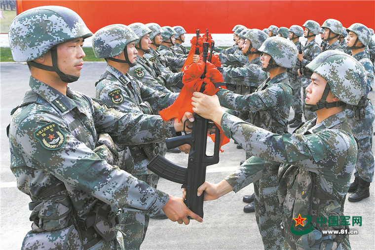 红一连,英雄连队的荣耀与担当,红一连,英雄连队的荣耀担当之路