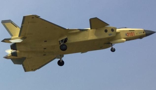 歼-20装备涡扇-15发动机试飞，中国航空工业的崭新里程碑，歼-20装备涡扇-15发动机试飞，中国航空工业的崭新里程碑事件