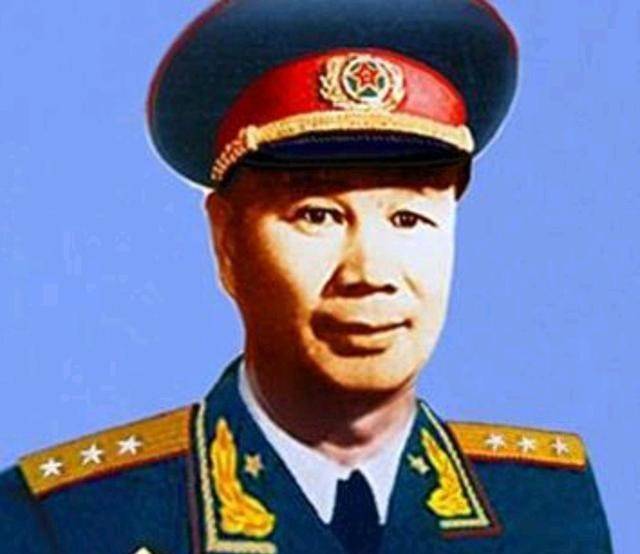 集团军参谋长军衔，职责、等级及其影响，集团军参谋长军衔、职责与等级解析，影响与角色揭秘