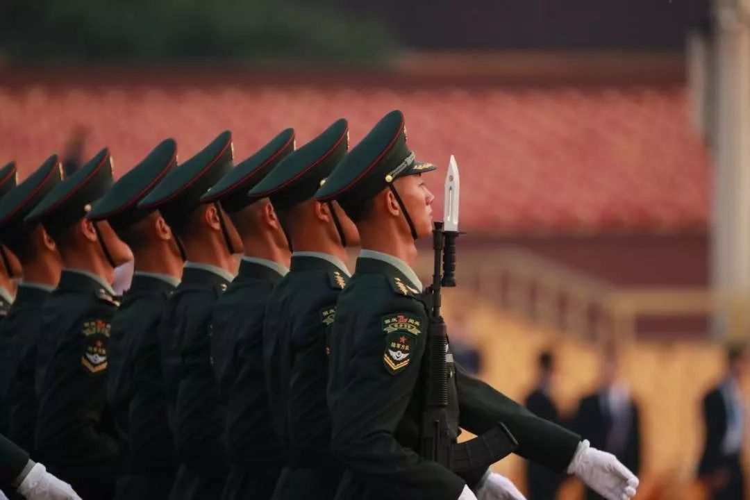 阅兵式中的壮丽画卷，三军仪仗队的荣耀瞬间与图片纪实，阅兵式壮丽画卷，三军仪仗队的荣耀瞬间与图片纪实