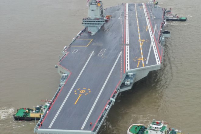 福建舰海试出港，展现中国海军力量的崭新篇章，福建舰海试出港，揭幕中国海军崭新力量篇章