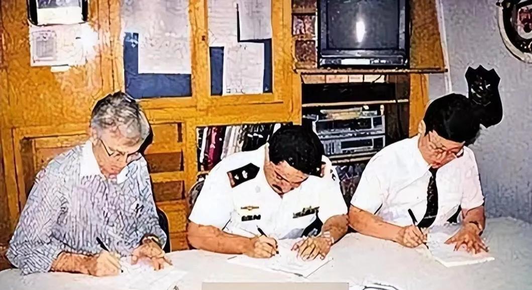 中国空军一号最害怕的三个东西，中国空军一号最惧怕的三重挑战揭秘