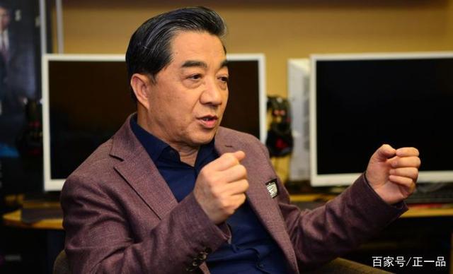 军用张召忠,军事战略家的智慧与担当,张召忠的军事智慧与担当,战略家的风采