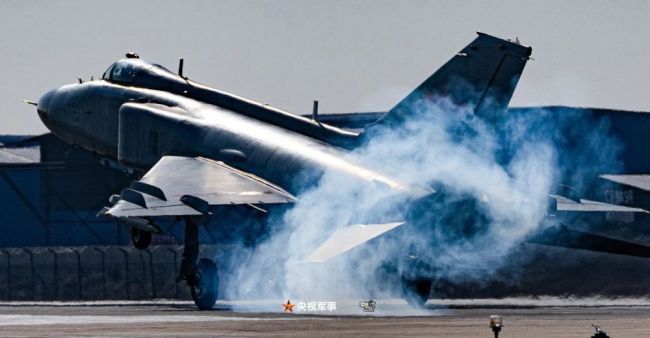 歼八八爷，中国空军力量的象征与骄傲，歼八八爷，中国空军力量的象征与荣耀