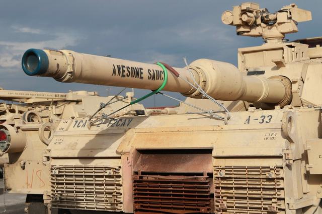 M1A2艾布拉姆斯与豹2A7，两大坦克巨头的交锋与对比，M1A2艾布拉姆斯与豹2A7，两大坦克巨头交锋，实力对比分析