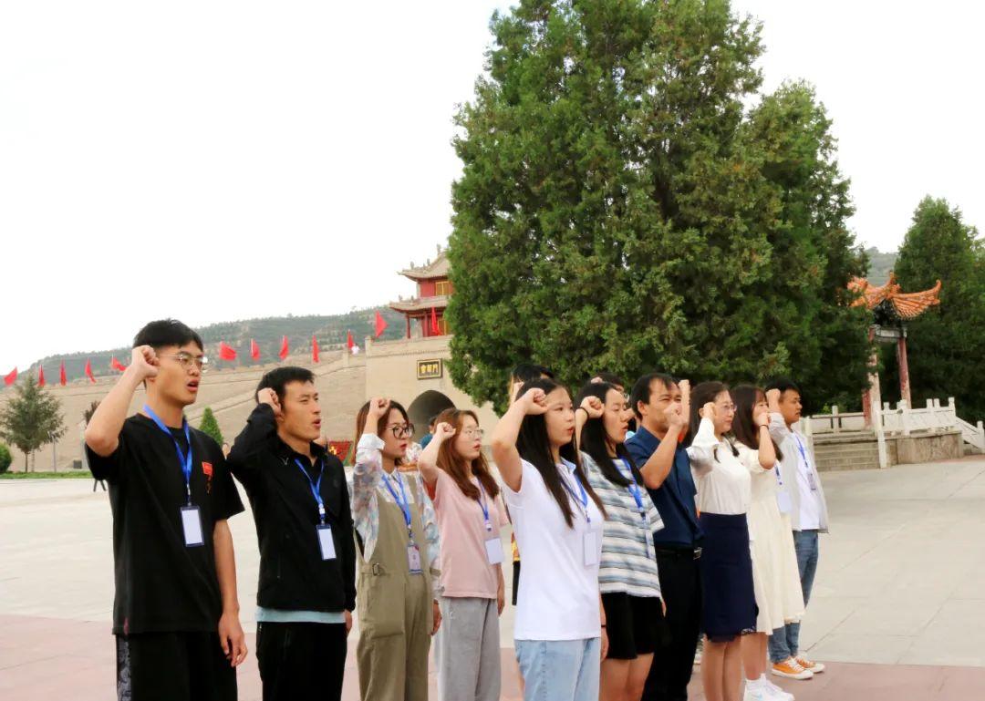 庆祝胜利日，盛大的阅兵仪式展现国家力量与荣耀，庆祝胜利日，盛大阅兵展现国家雄姿与荣耀瞬间