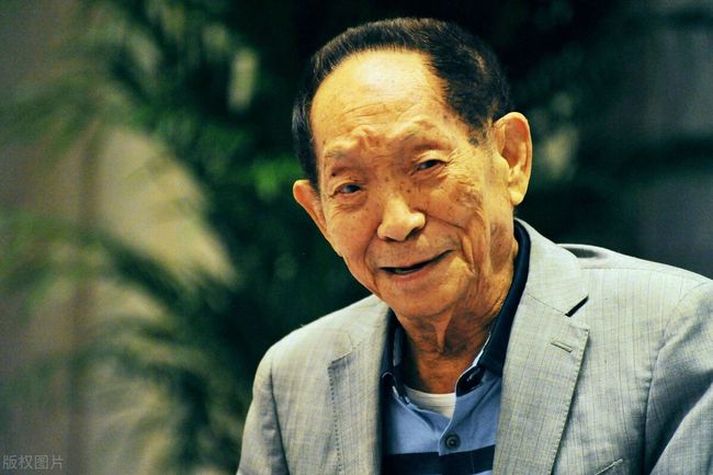 共和国勋章获得者人物事迹，闪耀的荣耀与不凡的奋斗历程，共和国勋章获得者，荣耀与奋斗的不凡历程