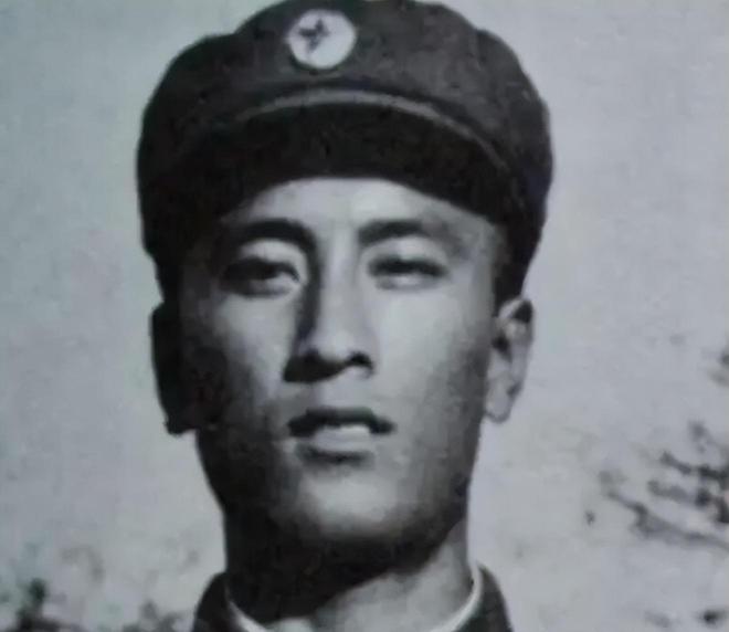 空降兵第15军历任军长名单及其历史贡献，揭秘空降兵第15军历任军长名单及他们的历史贡献