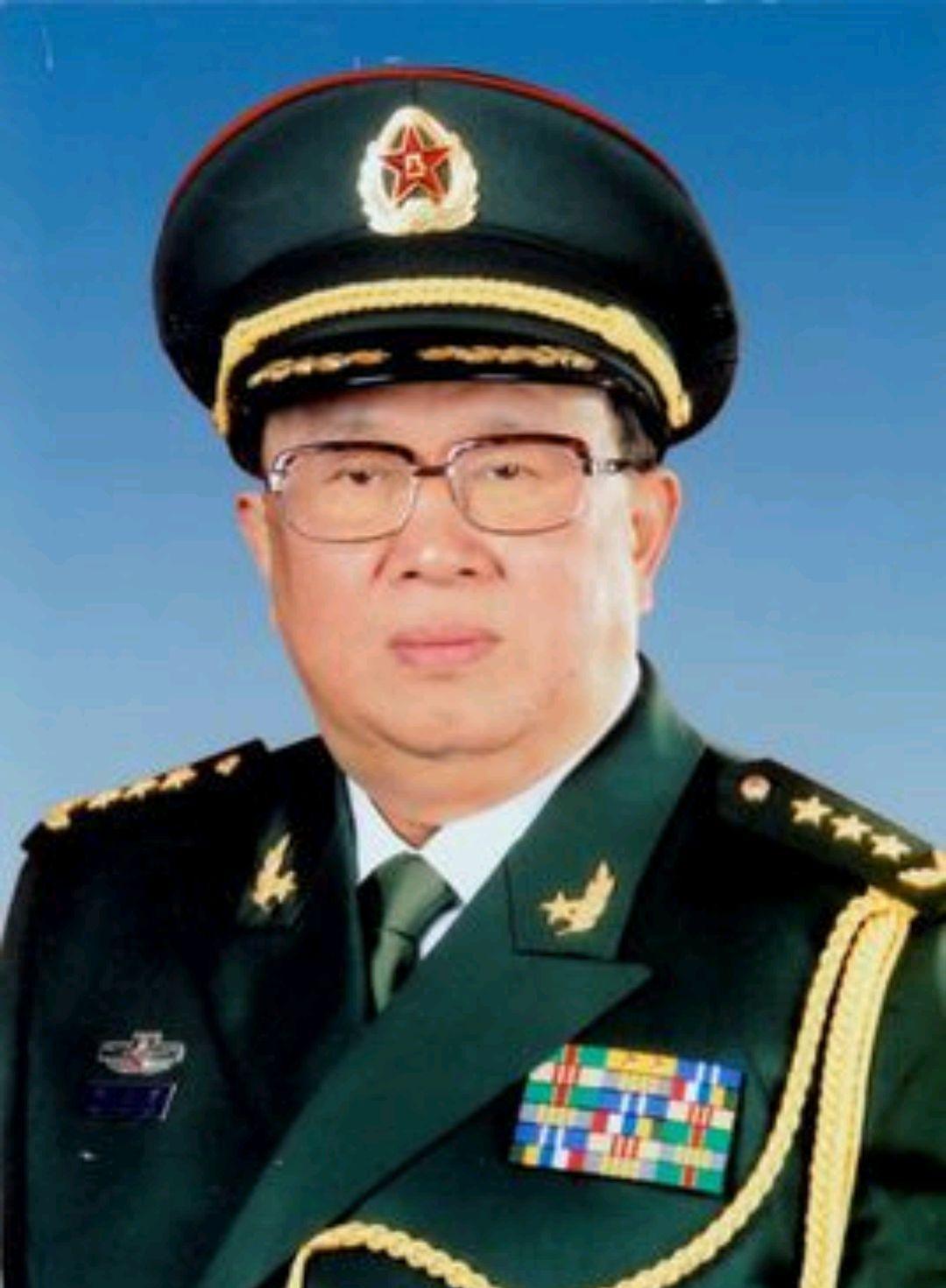 历任副军长