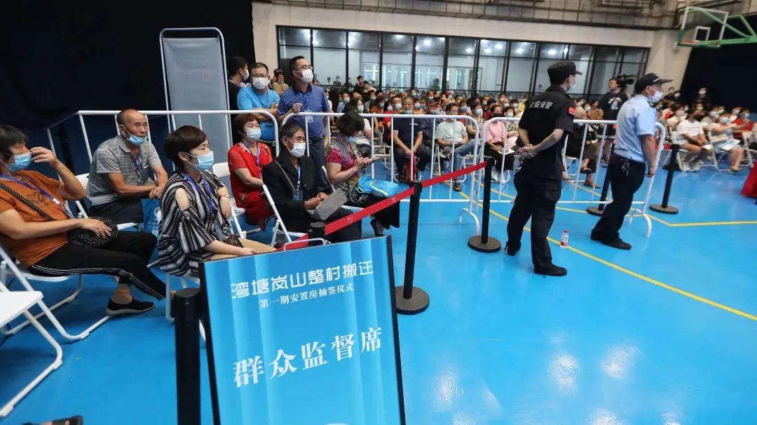 镇海新闻网，连接社区，传递信息，镇海新闻网，连接社区，即时传递信息