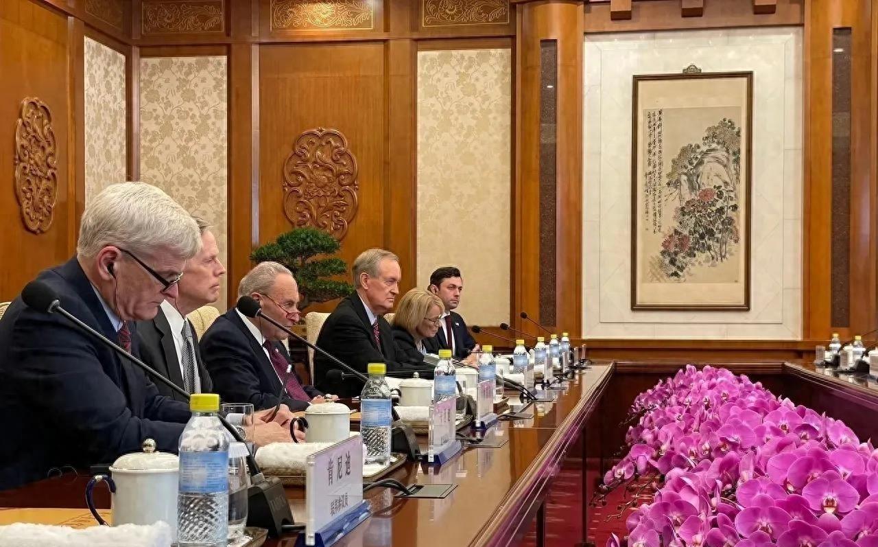 中美紧张关系引发国际担忧，全球视角的审视与解析，中美紧张关系引发全球关注，国际视角下的审视与解析