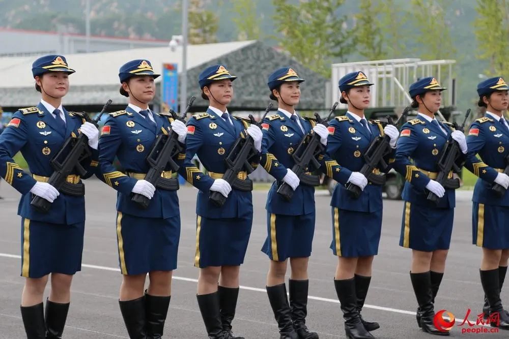 女兵兵种在战场上的崛起，探索2020年的新变化，女兵兵种在战场上的崛起，探索新时代变化与力量展现