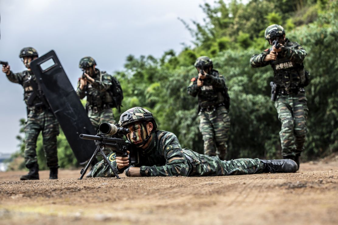 武警去特战，挑战与机遇并存，武警特战之旅，挑战与机遇并存