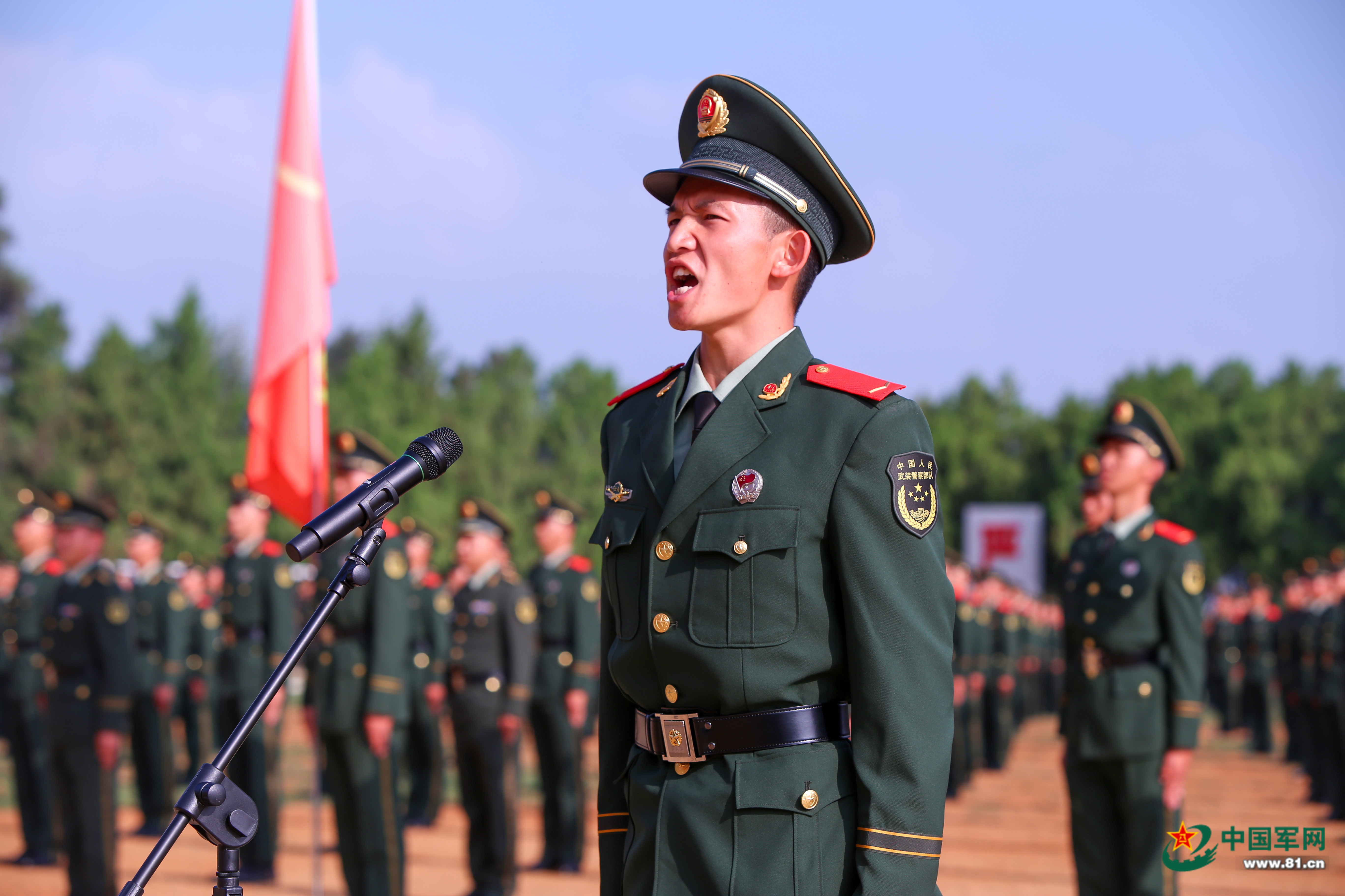探索未来，2024年武警服装的创新与发展，探索未来，武警服装创新与发展展望至2024年