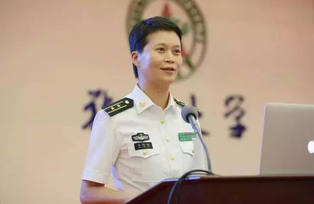 辽宁号航母代号，中国海军新时代的里程碑，辽宁号航母，中国海军新时代的里程碑