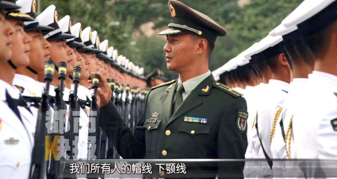 香港观2019国庆阅兵，共同见证国家荣耀与力量，香港共赏国家荣耀与力量，2019国庆阅兵全景纪实