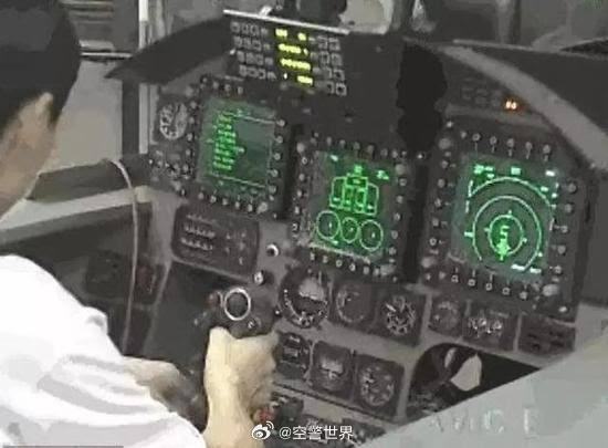 歼-10飞机座舱图解，探索现代战机驾驶室的奥秘，歼-10战机驾驶室揭秘，座舱图解探索现代战机奥秘