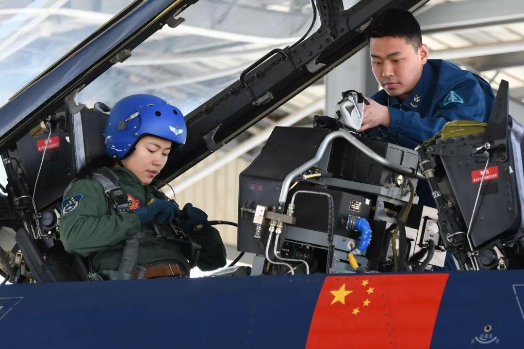 空军第六航空学校，培育英才的摇篮，空军第六航空学校，英才培育摇篮