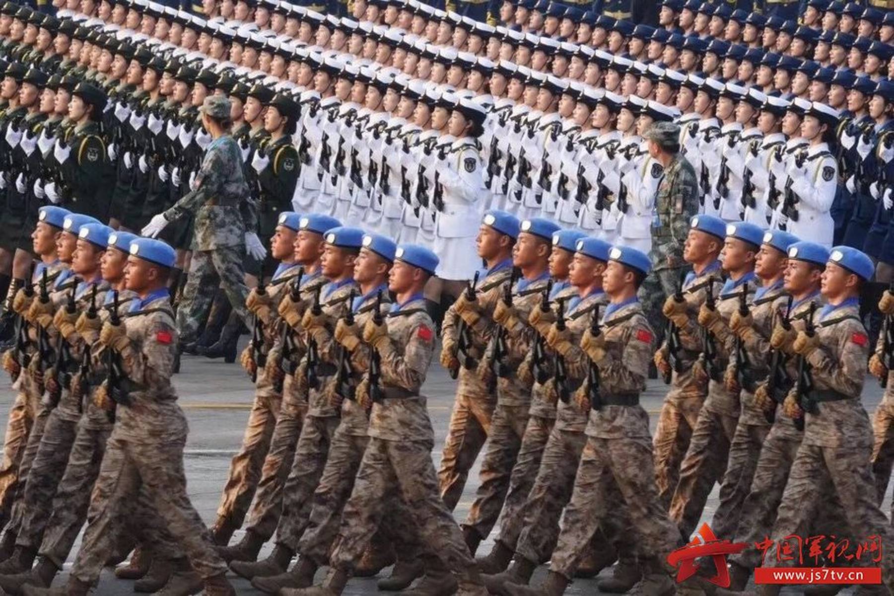 阅兵2019方阵，展现国家力量与荣耀，阅兵盛典，国家力量与荣耀的荣耀方阵 2019年展风采