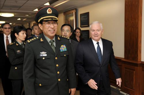 美国陆军部长，扩大征兵规模，应对未来挑战，美国陆军部长扩大征兵规模以应对未来挑战