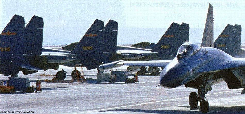 中国空军装备最多的飞机，歼击机的辉煌历程，中国空军歼击机的辉煌历程，装备数量最多的飞机揭秘