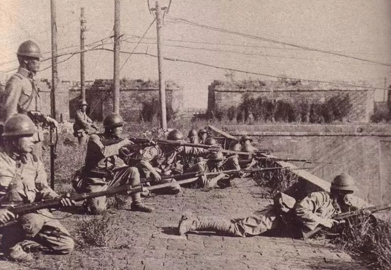 日本侵华战争是哪一年，历史回顾与反思，日本侵华战争历史回顾与反思，年份及影响探究