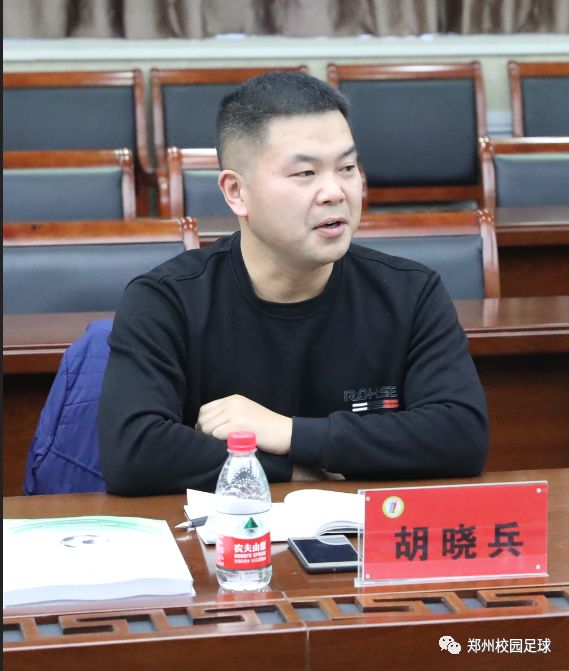 胡晓兵，一位引领时代的杰出人物，胡晓兵，时代引领者的杰出风采