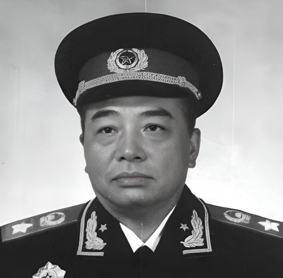 中国十大元帅最能打仗的是谁？历史评价中的英雄赞歌，中国十大元帅历史评价中的英雄赞歌，谁最擅长指挥战争？