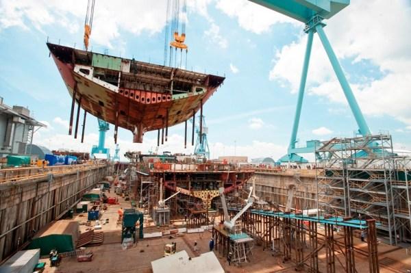 中国疑建造世界第一艘航母，探索与展望，中国首艘航母建造揭秘，探索与未来展望