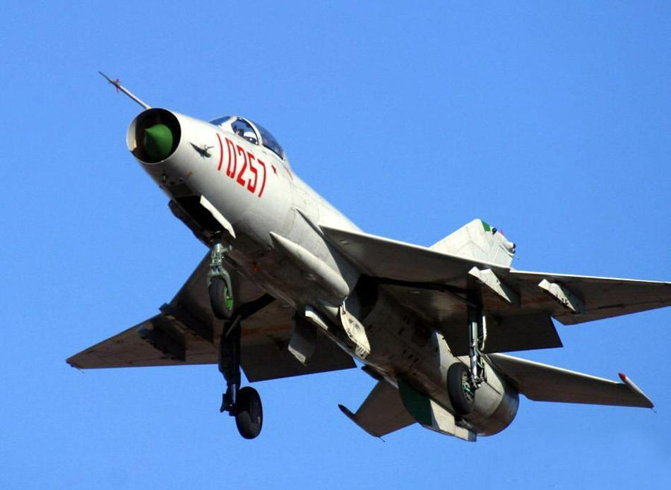 中国空军装备概览，中国空军装备概览概览，尖端科技与战斗力飞跃的融合